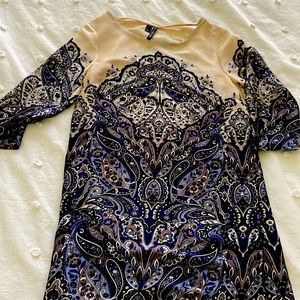 Silk dress. Mango